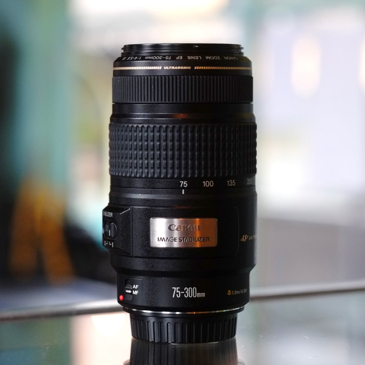 Canon EF 75-300mm f4-5.6 IS USM
