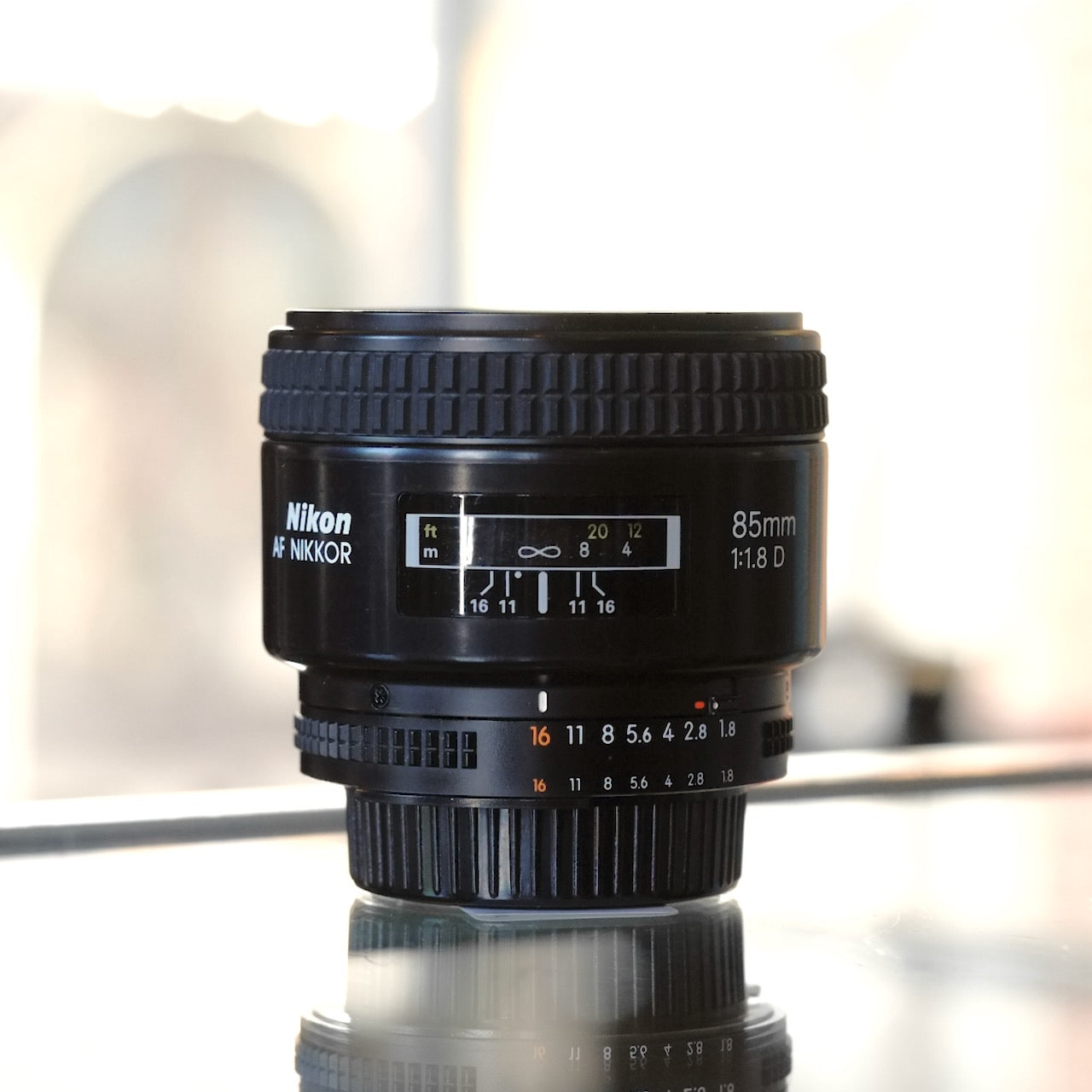 Nikon 85mm f1.8D AF Nikkor