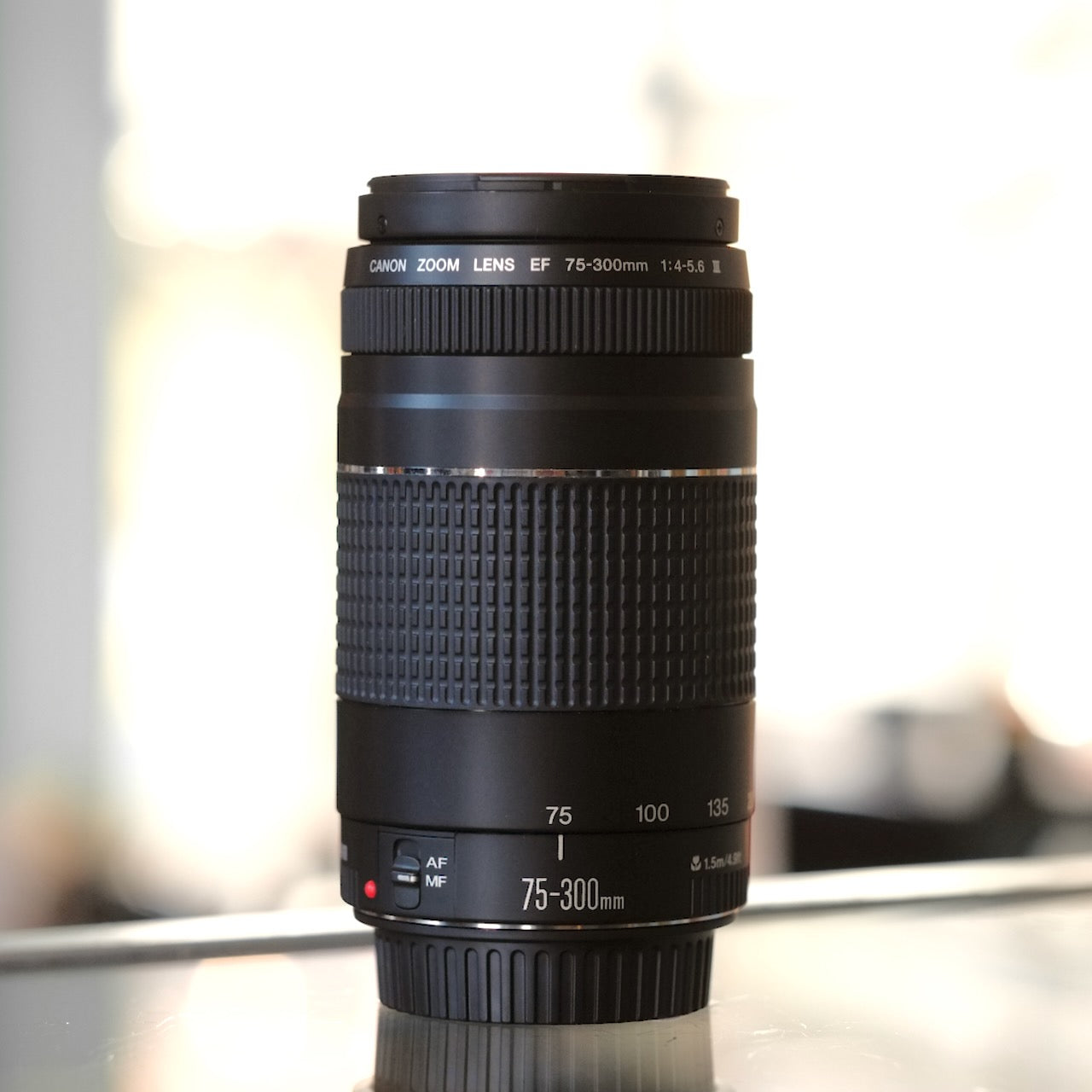 Canon EF 75-300mm f4-5.6 III