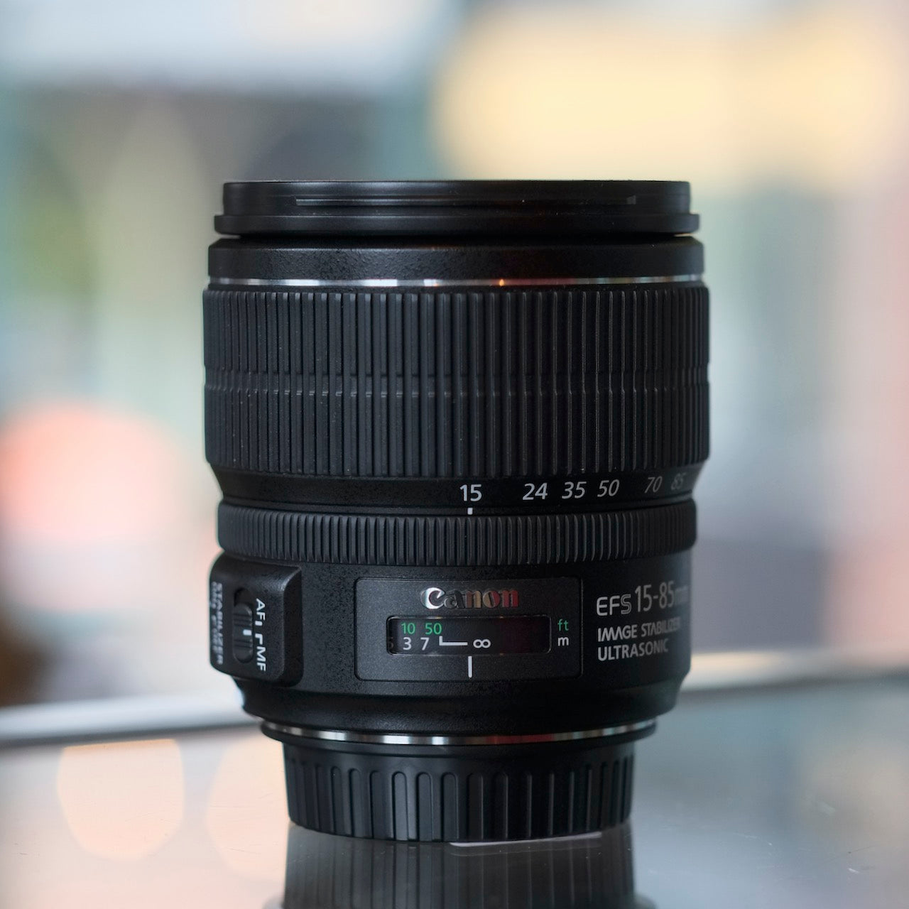 Canon EF-S 15-85mm f3.5-5.6 IS USM