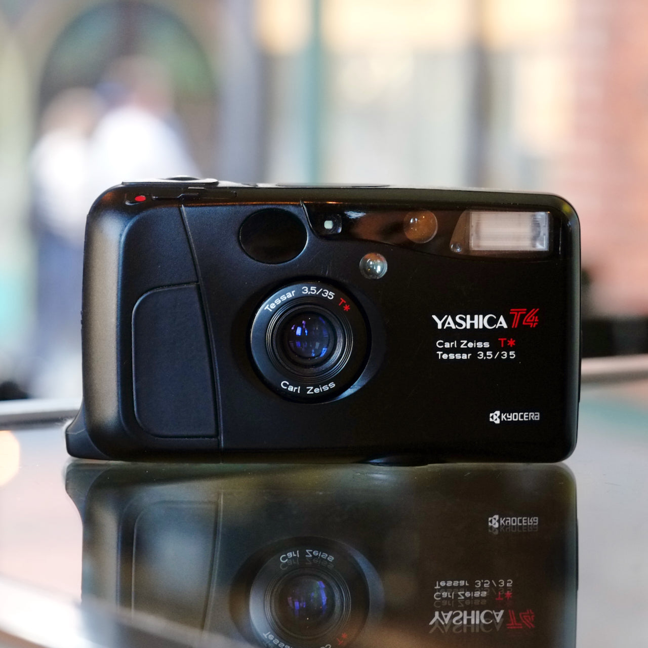 Yashica T4