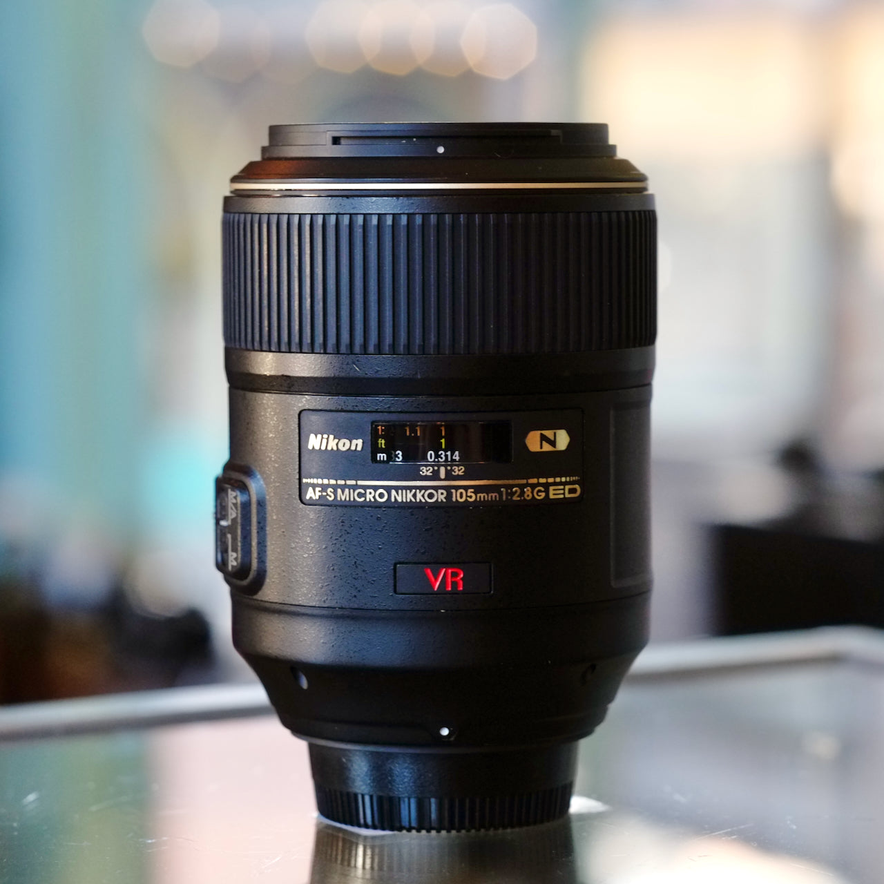Nikon 105mm f2.8G ED AF-S VR Micro-Nikkor