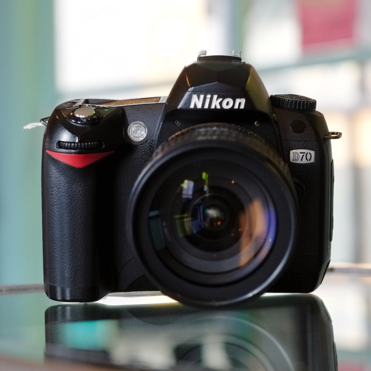 Nikon D70 with Nikon AF-S DX 18-70mm f3.5-4.5G
