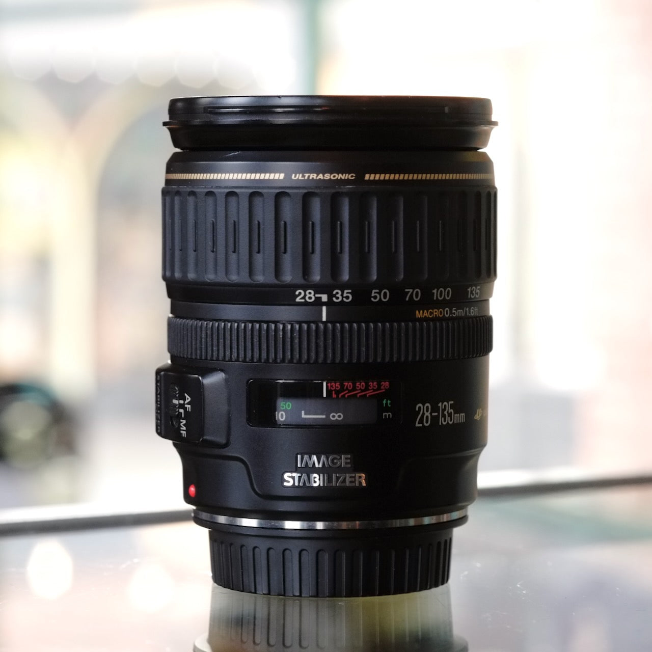 Canon EF 28-135mm f3.5-5.6 IS USM