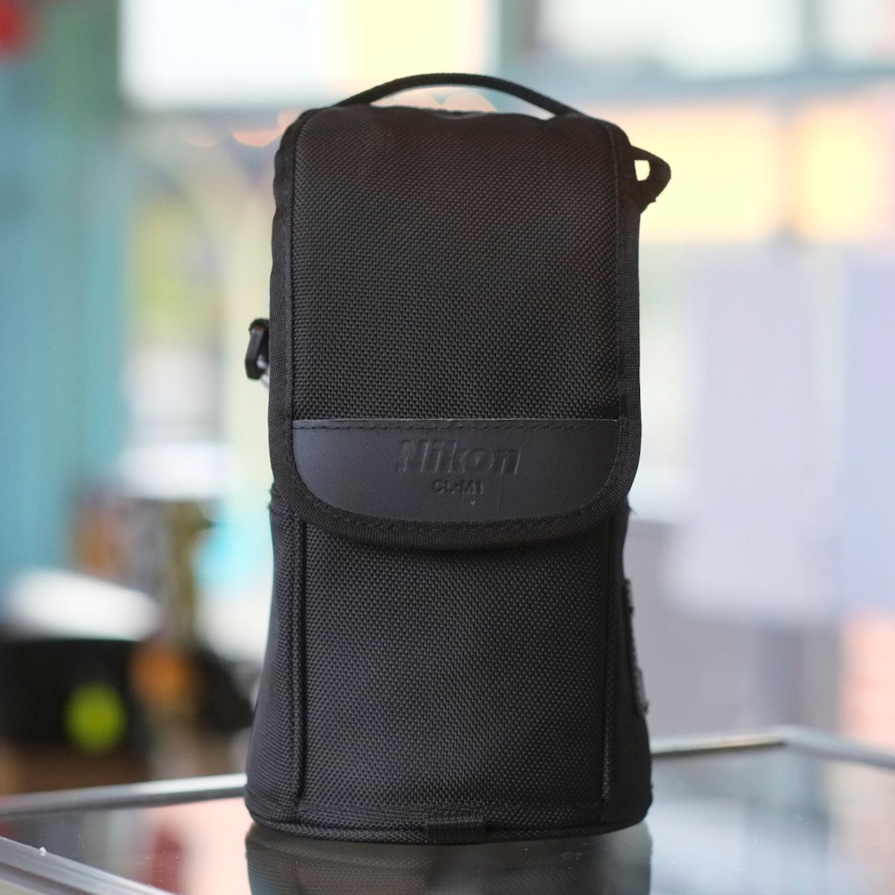 Nikon CL-M1 lens case