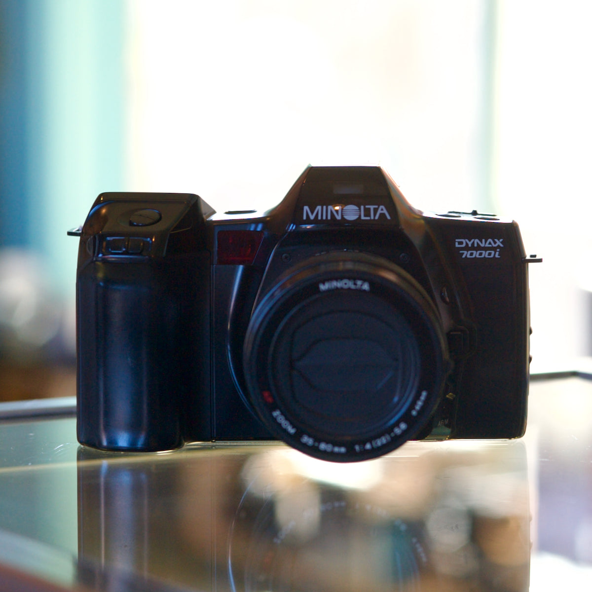 Minolta Dynax 7000i w/ 35-80mm f4-5.6
