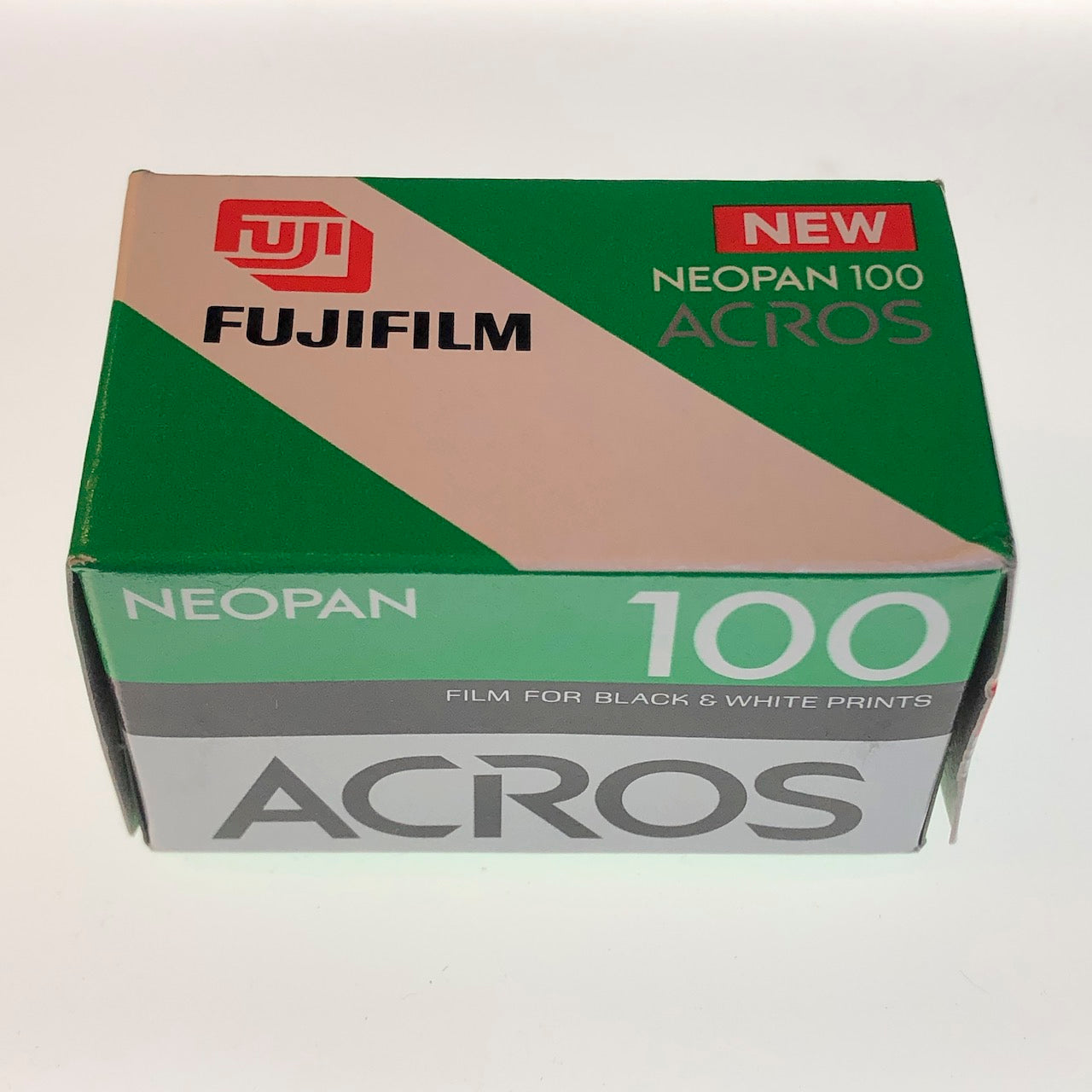 Fujifilm Neopan ACROS 100 (EXPIRED 11/2004)