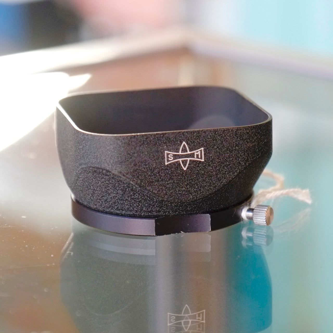 Mamiya TLR Lens Hood – Camera Traders