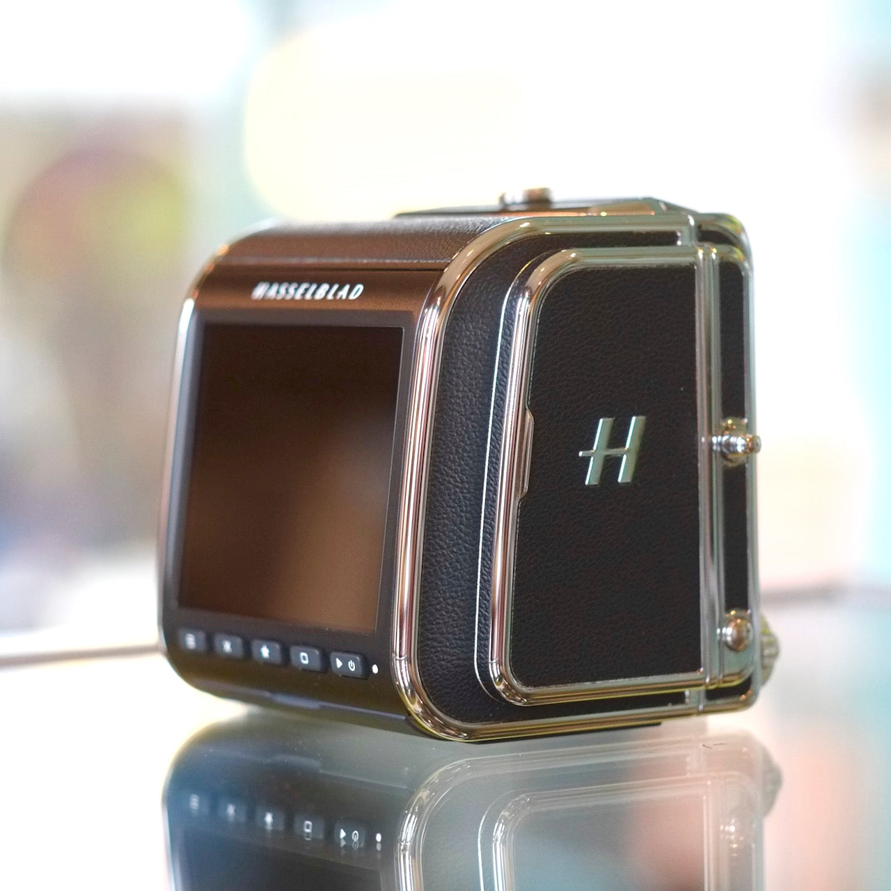 Hasselblad 907X with CFV II 50C – Camera Traders - Main Image