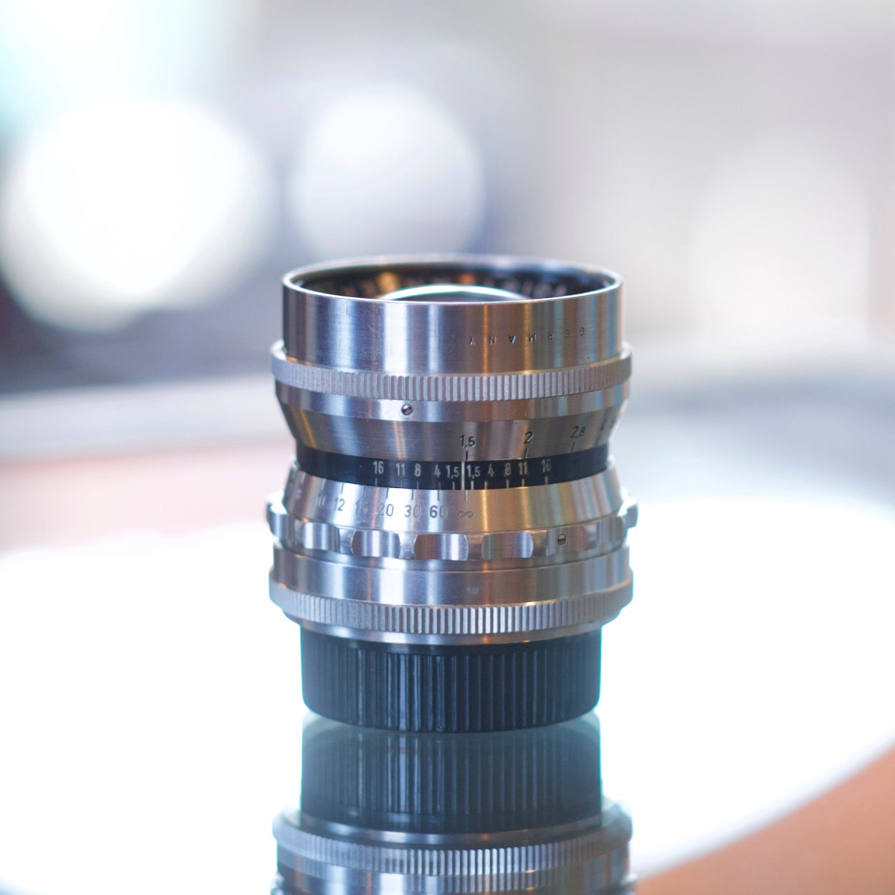 Voigtlander 50mm f1.5 Nokton (black rim) for LTM – Camera Traders