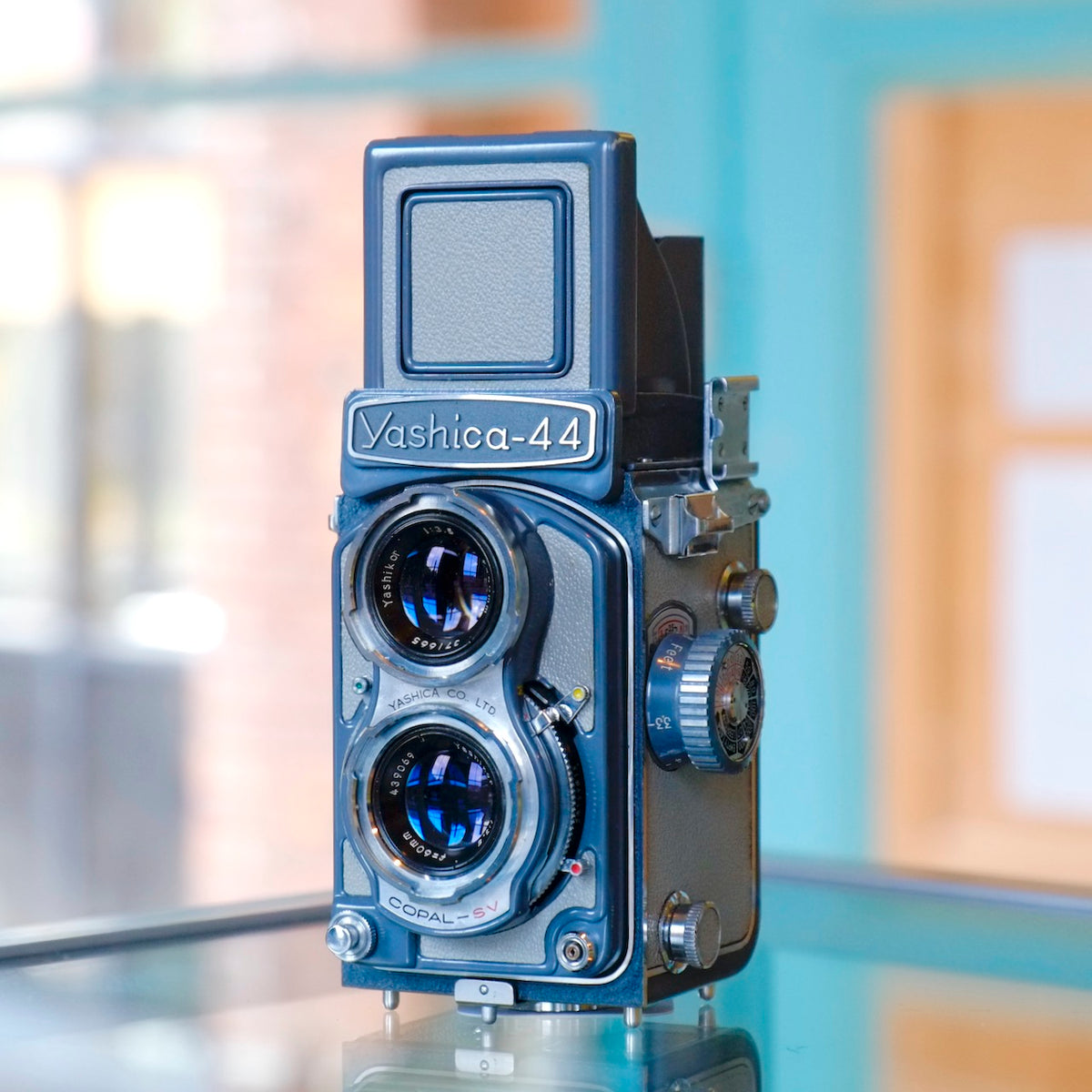 Yashica-44