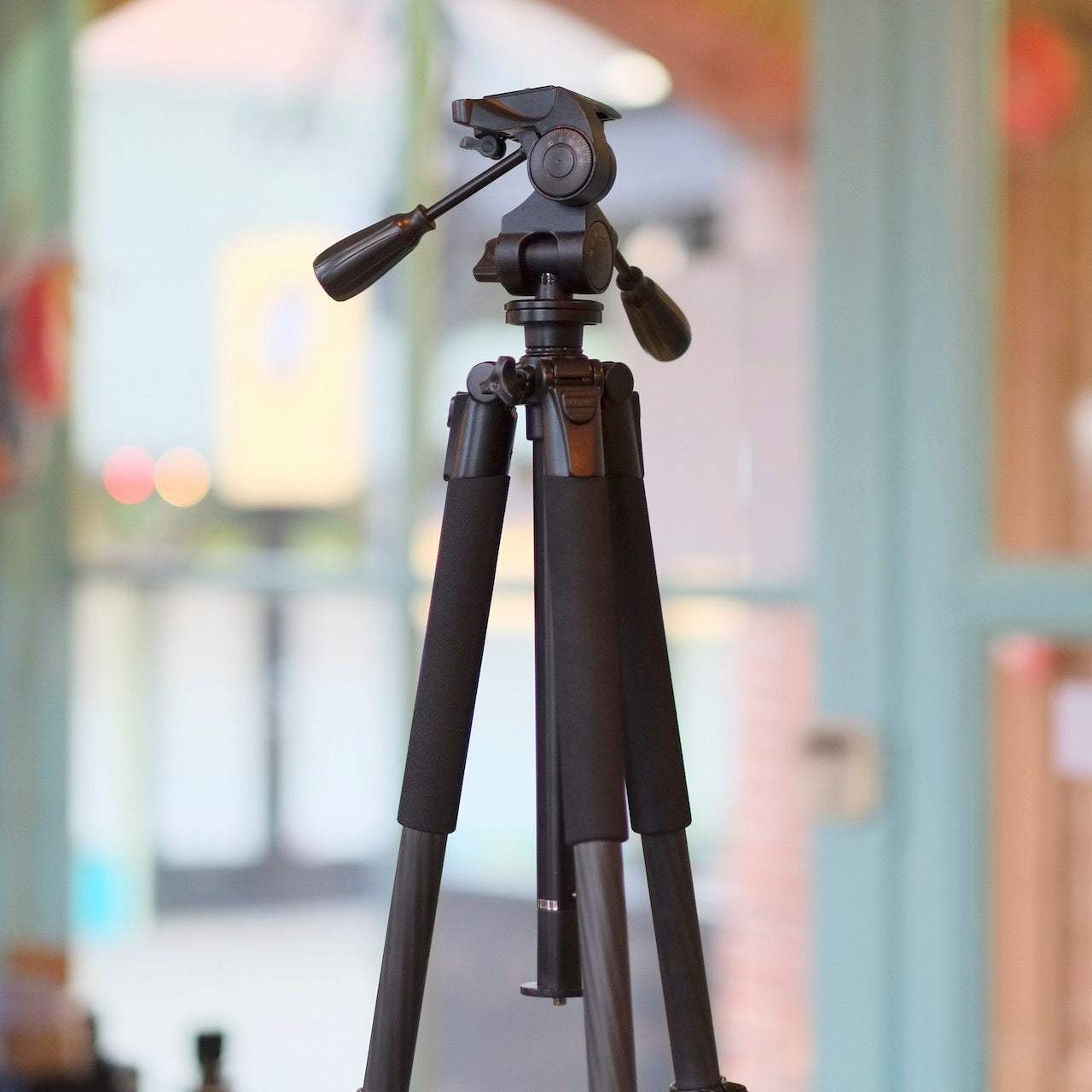 Rocketfish Carbon Fibre Tripod