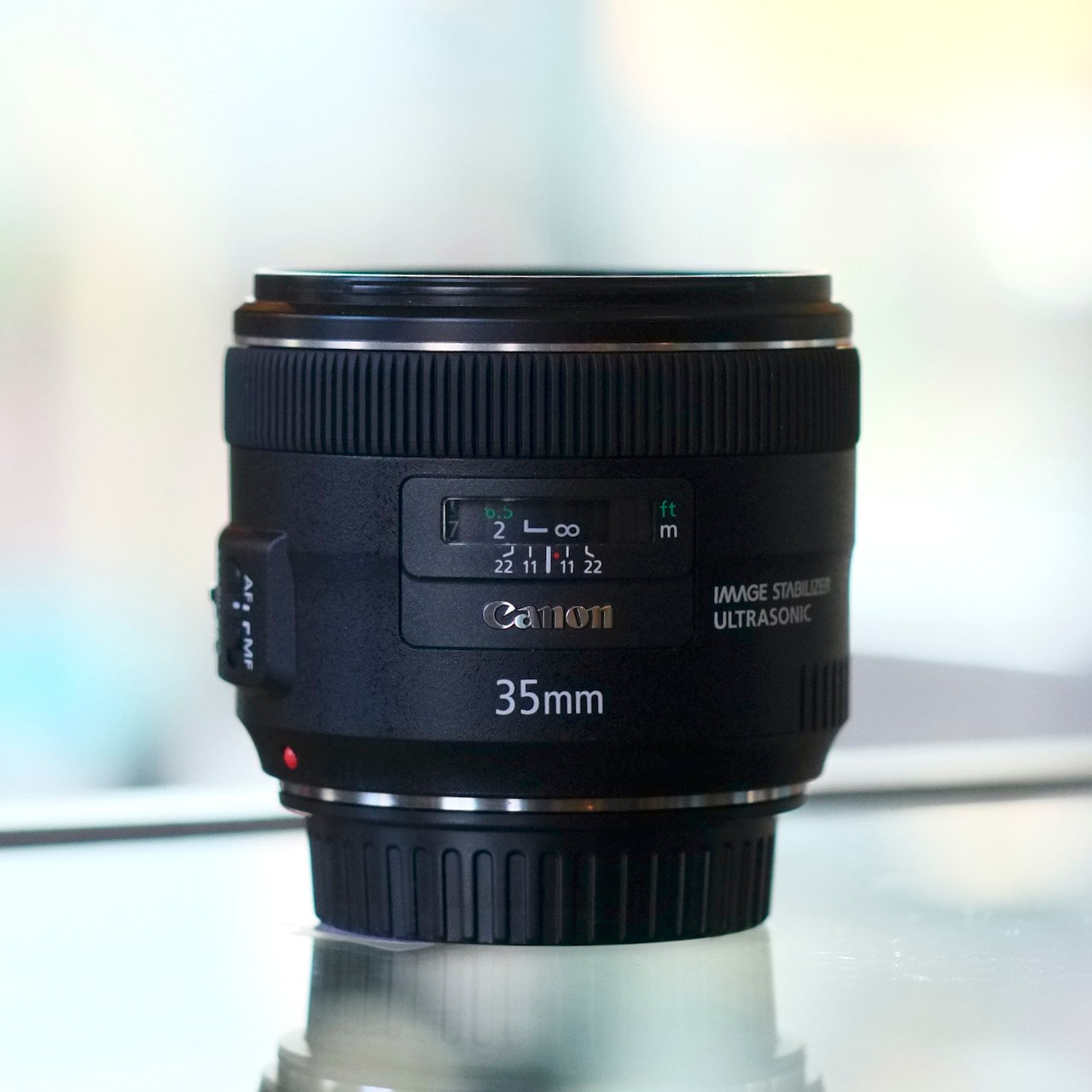 Canon EF 35mm f2 IS USM1