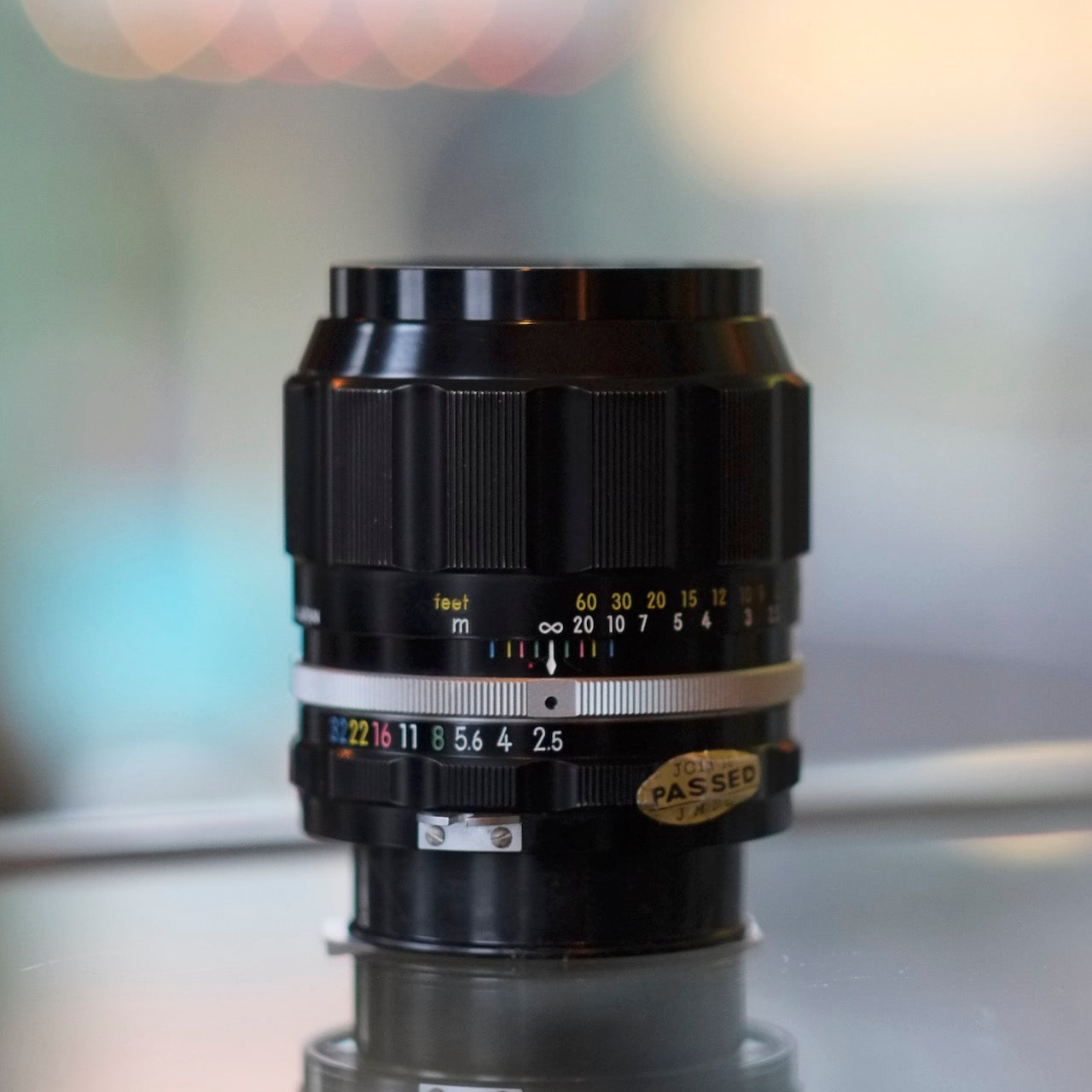 Nikon 105mm f2.5 Nikkor-P Auto (pre AI)