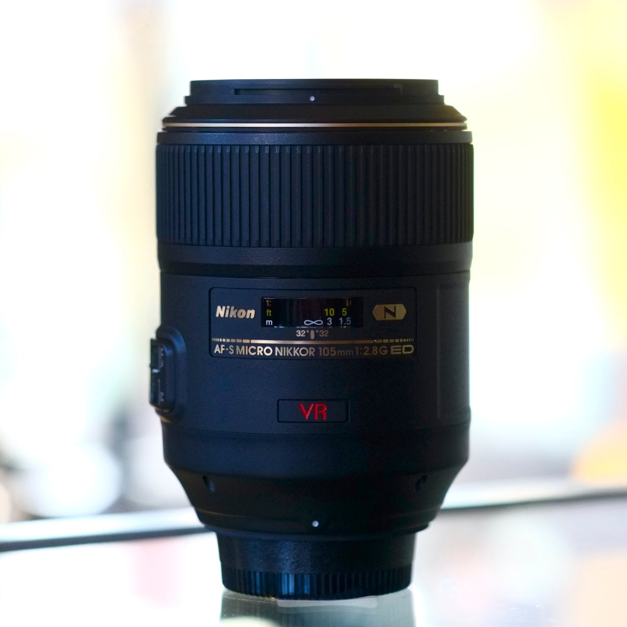 Nikon 105mm f2.8G ED AF-S VR Micro-Nikkor