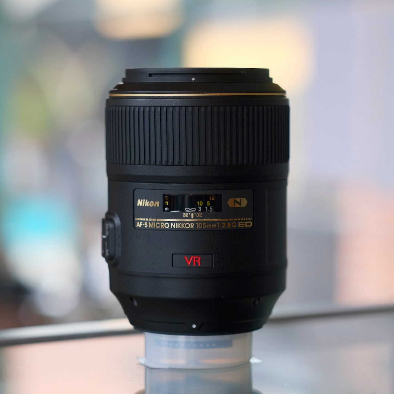 Nikon 105mm f2.8G ED AF-S VR Micro-Nikkor