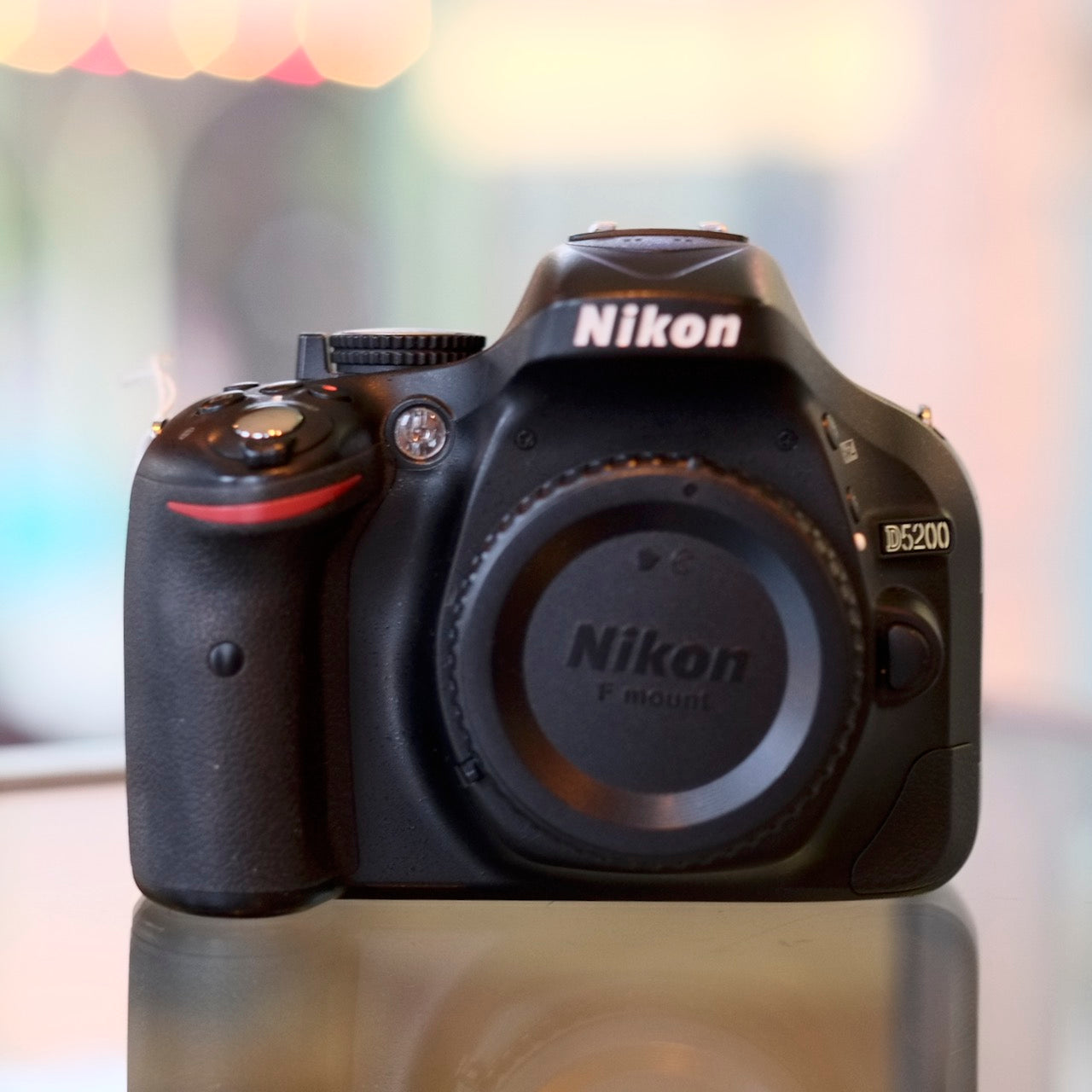 Nikon D5200 - Main Image