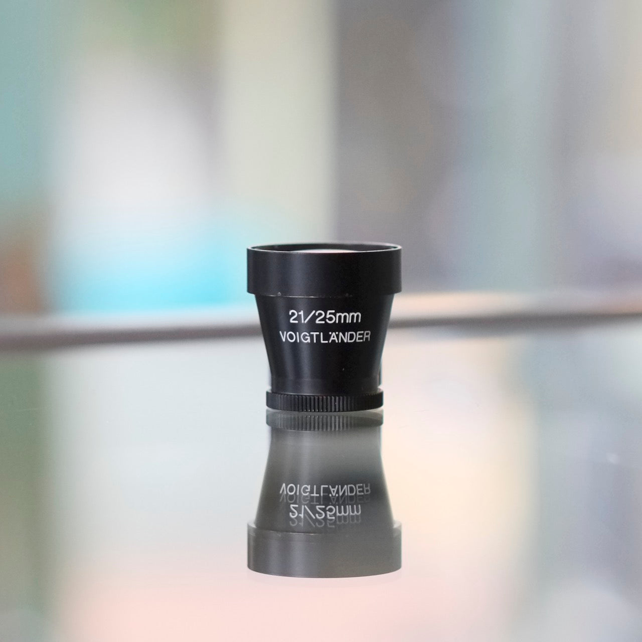 Voigtländer 21/25mm viewfinder