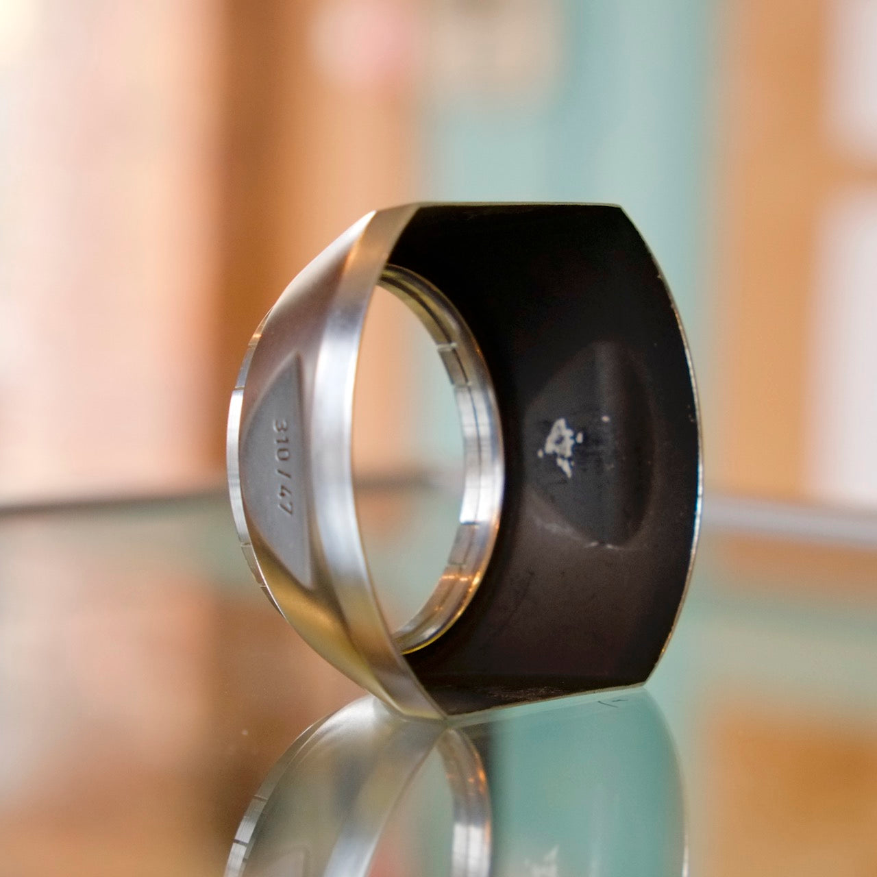 Voigtlander 310/47 lens hood