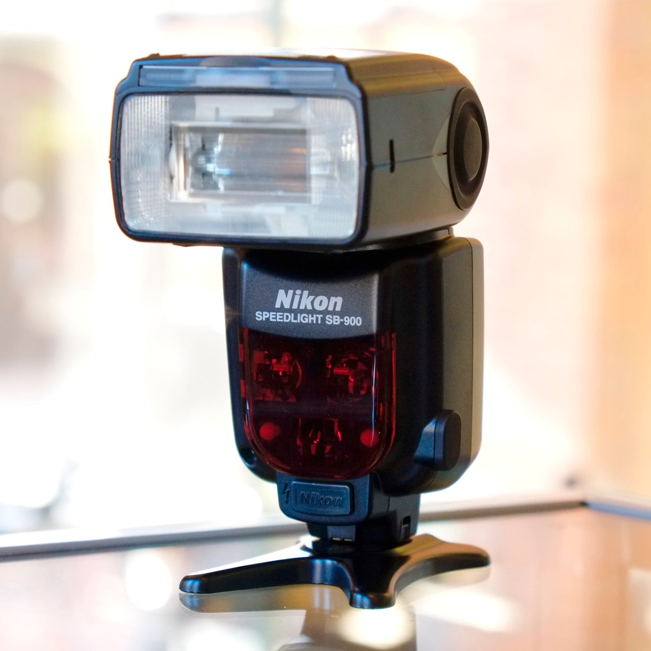 Nikon Speedlight SB-900