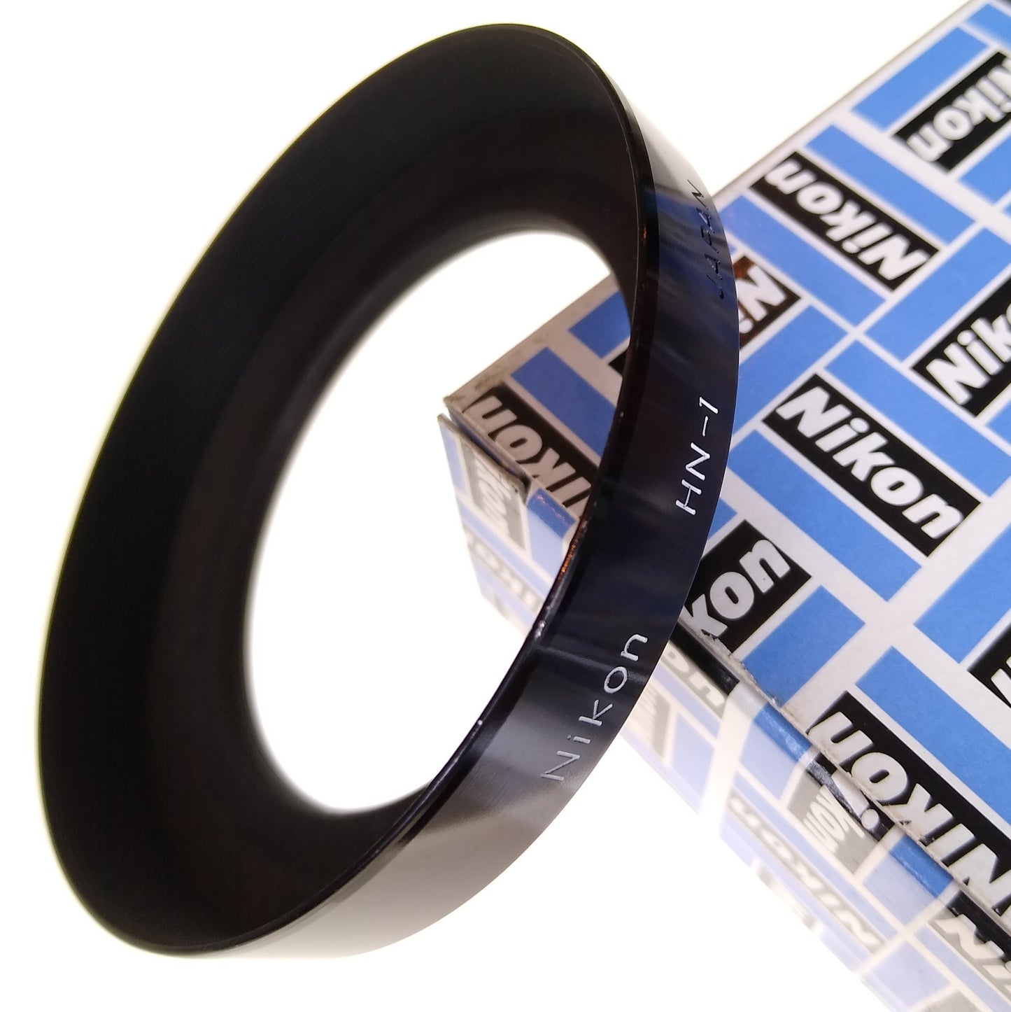 Nikon HN-1 lens hood