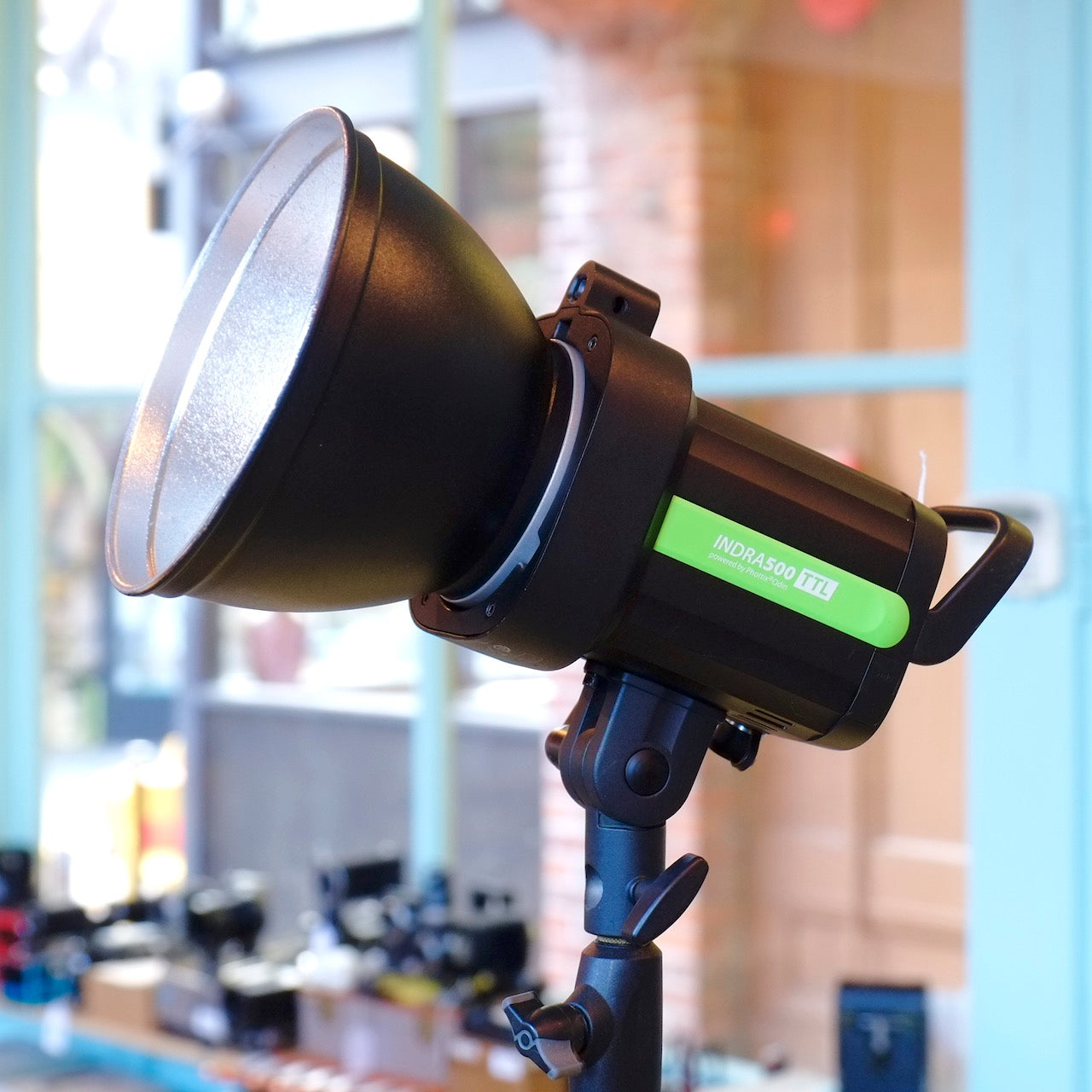 Phottix Indra 500 TTL with battery & Nikon trigger