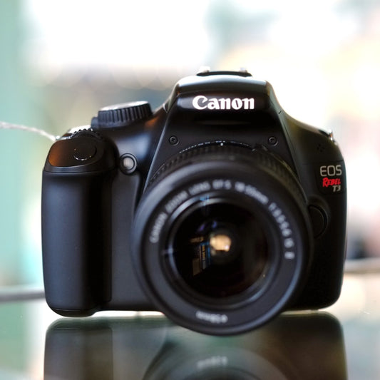 Canon EOS Rebel T3 with 18-55mm f3.5-5.6 IS II