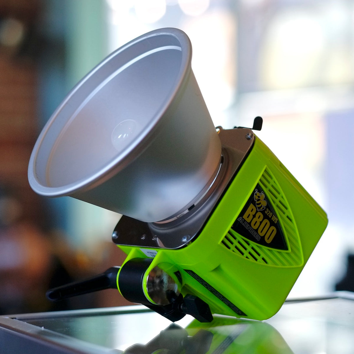 Alien Bees B800 – Camera Traders