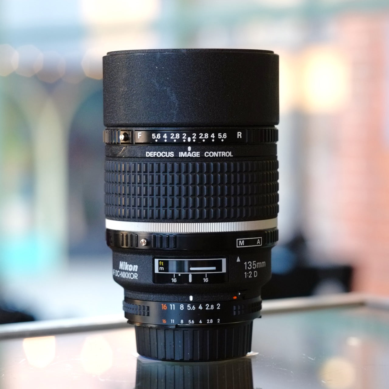 Nikon 135mm f2 AF DC-Nikkor