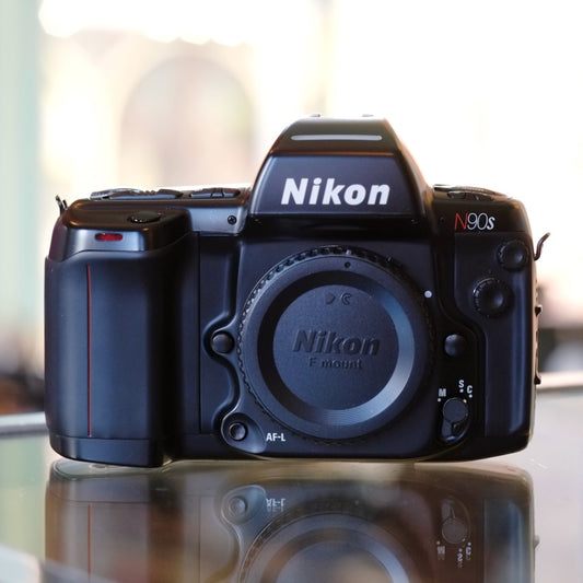 Nikon N90s