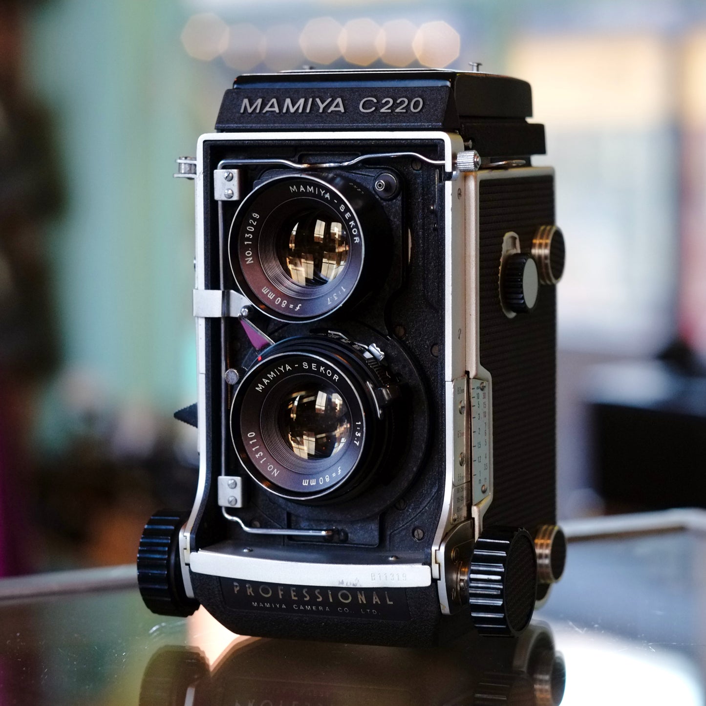 Mamiya C220 Professional with 80mm f3.7