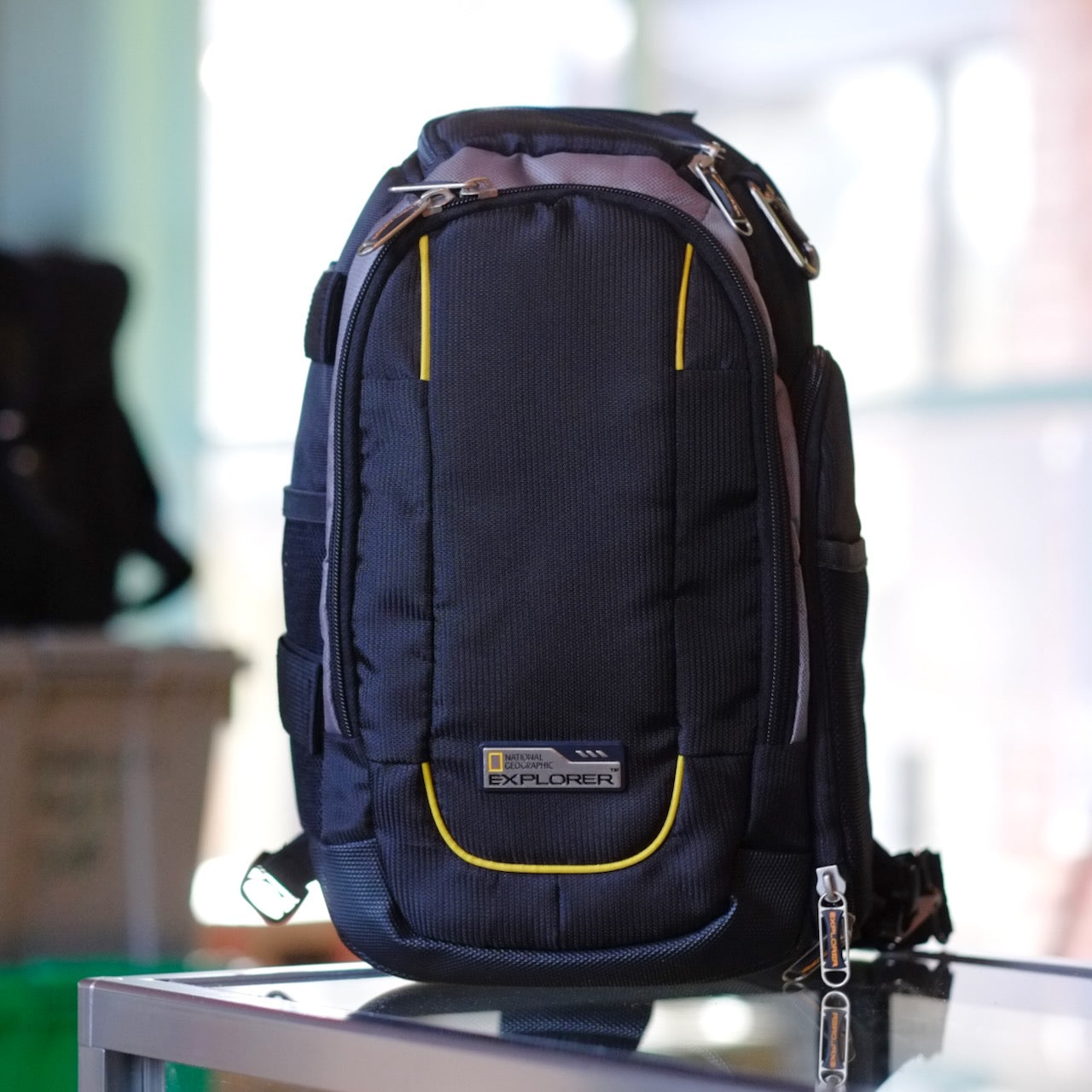 National Geographic Explorer sling bag