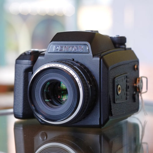 Pentax 645NII with Pentax-FA 645 75mm f2.8