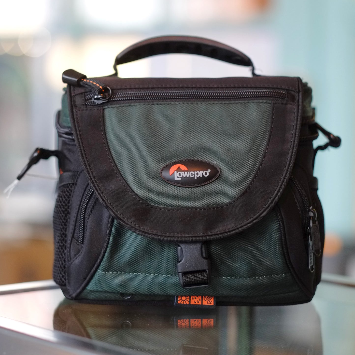 Lowepro Nova 1 AW