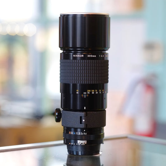 Nikon 300mm f4.5 AI-S Nikkor