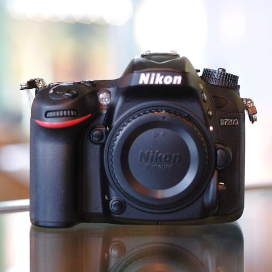 Nikon D7200
