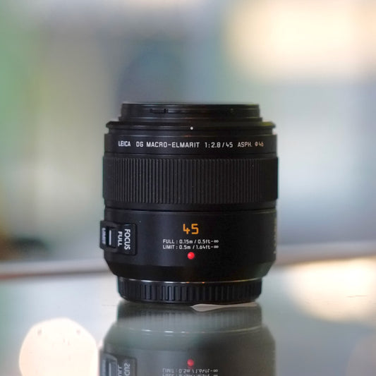 Panasonic Leica DG Macro-Elmarit 45mm f2.8 ASPH Mega O.I.S.