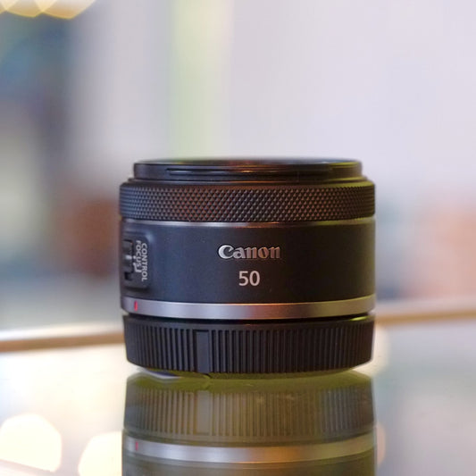 Canon RF 50mm f1.8 STM