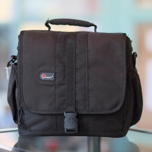 Lowepro Adventura 170