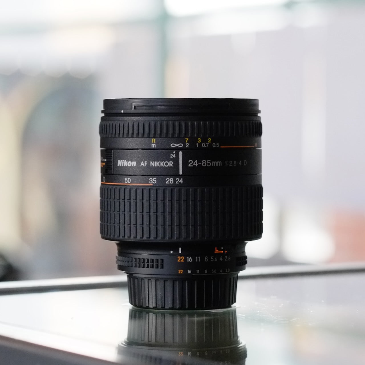 Nikon 24-85mm f2.8-4D AF Nikkor