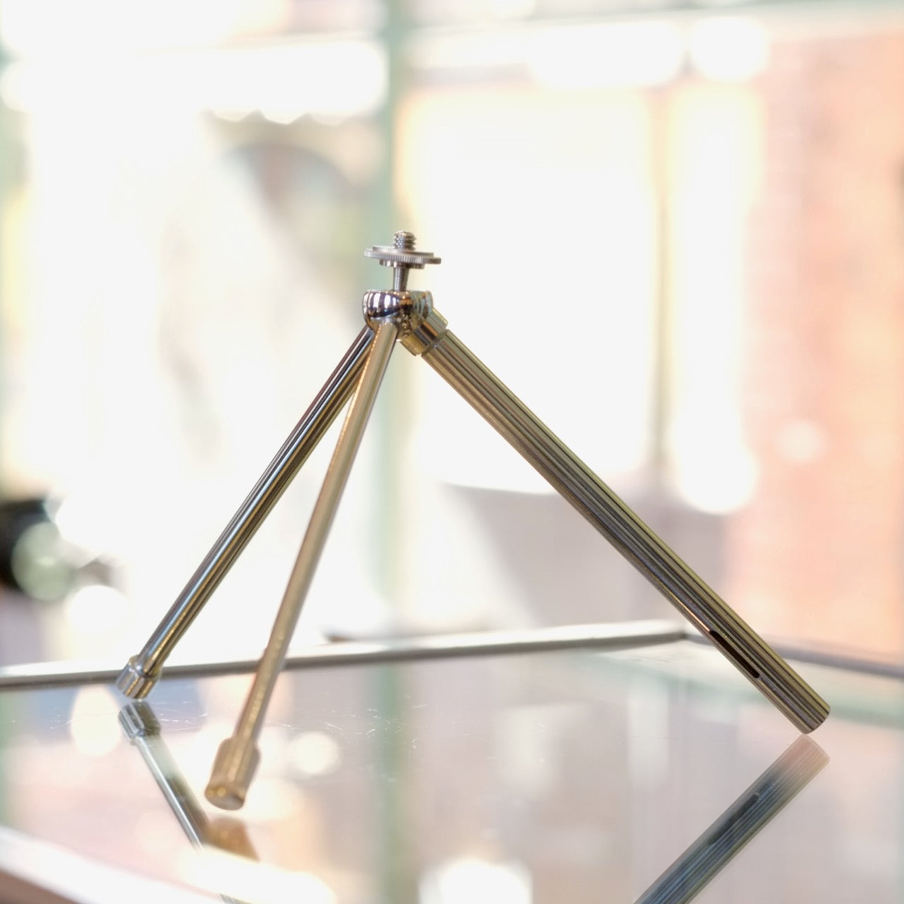 Minox Tabletop Tripod – Camera Traders