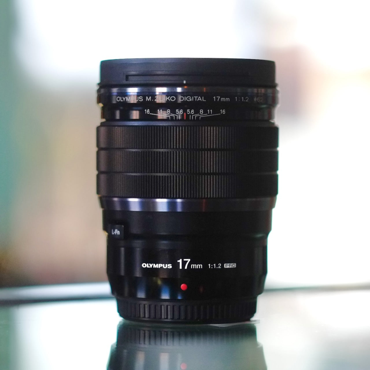 Olympus M.Zuiko Digital ED 17mm 1:1.2 PRO – Obiettivo Micro Quattro Terzi, AF Silenzioso, Bokeh Eccezionale, Nero