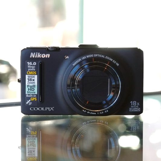 Nikon Coolpix S9300