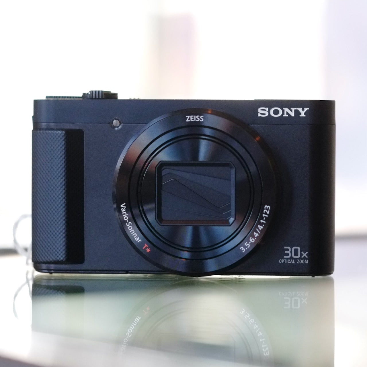 Sony Cyber-Shot DSC-HX80