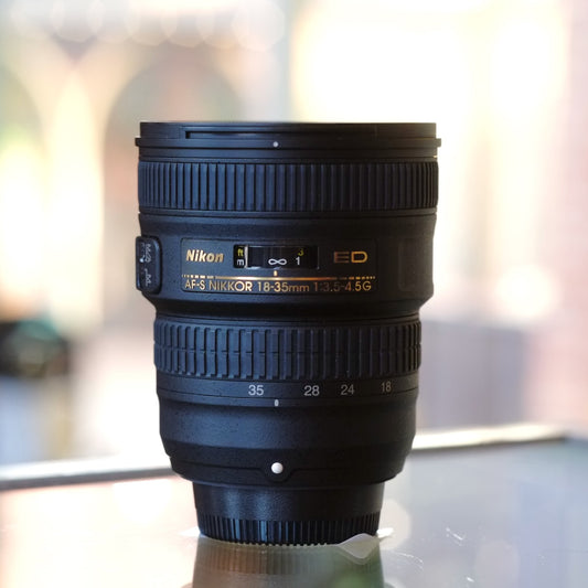 Nikon 18-35mm f3.5-4.5G AF-S Nikkor