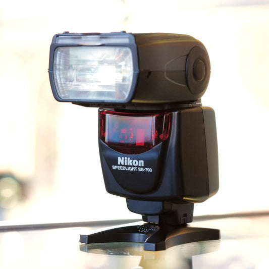 Nikon SB-700