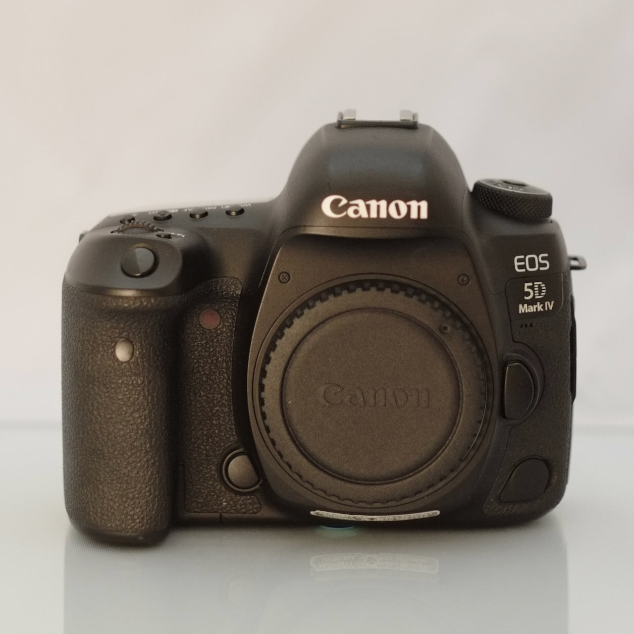 Canon EOS 5D Mark IV Rental