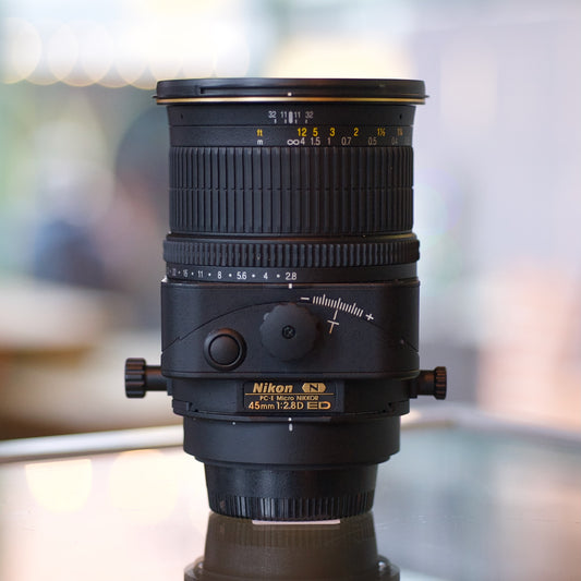 Nikon 45mm f2.8D ED PC-E Nikkor