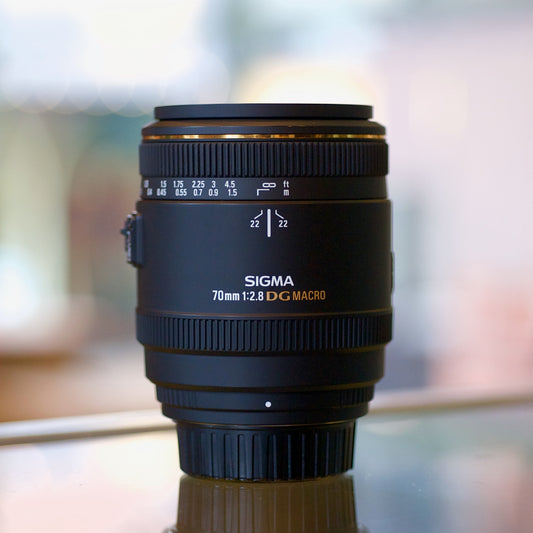 Sigma 70mm f2.8 DG Macro for Nikon F