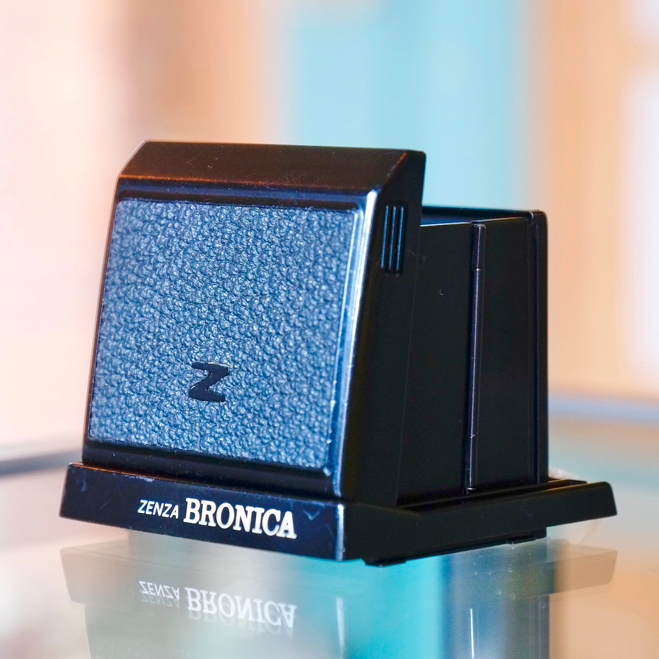 Bronica waist-level viewfinder for GS-1